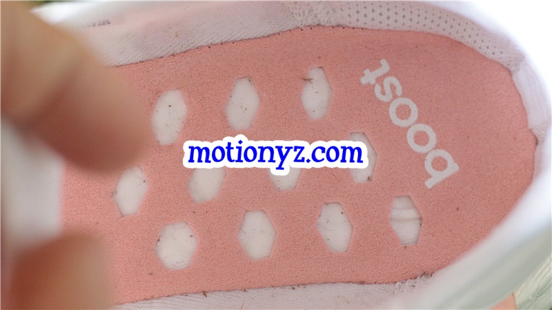 Real Boost Adidas NMD R1 PK White Pink